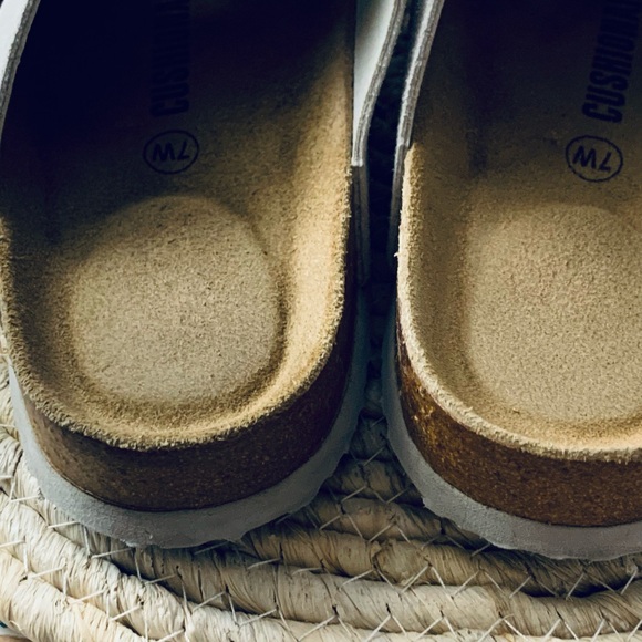 Cushionaire slides. Worn once - Picture 4 of 6